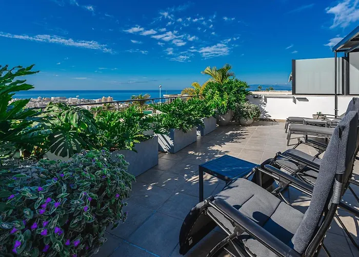 Laurel Villa With Heated Pool