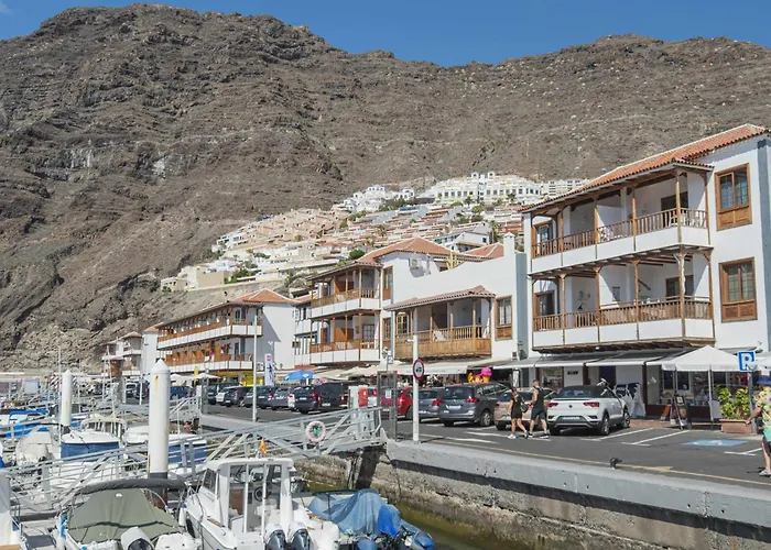 Ático Los Gigantes con VistasWIFI 600 Mbps Acceso Playa