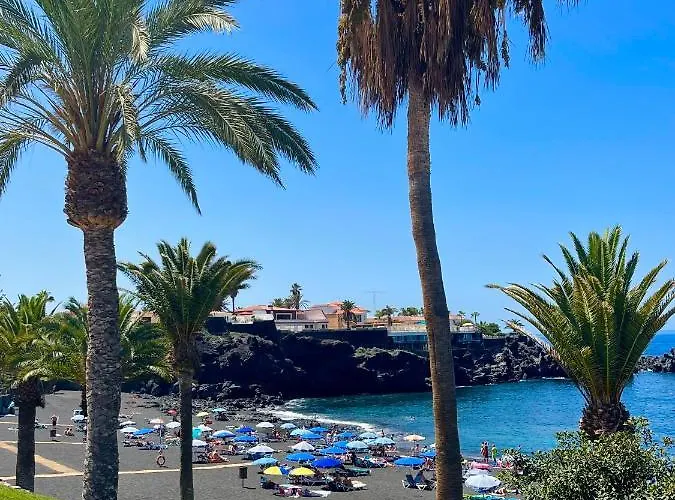 One Bedroom Apartment Playa La Arena