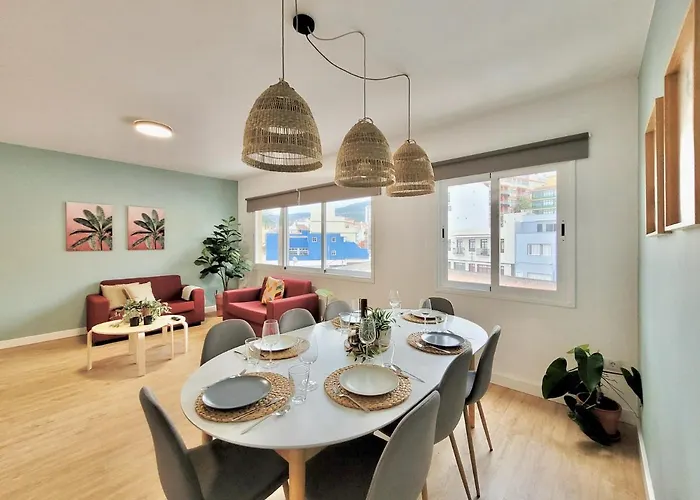 Palm Street Apartment II