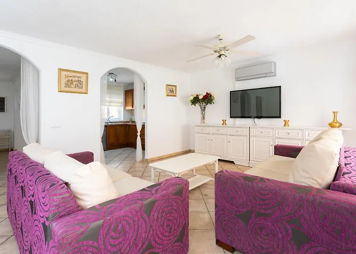 Villa Con Piscina A Los Cristianos