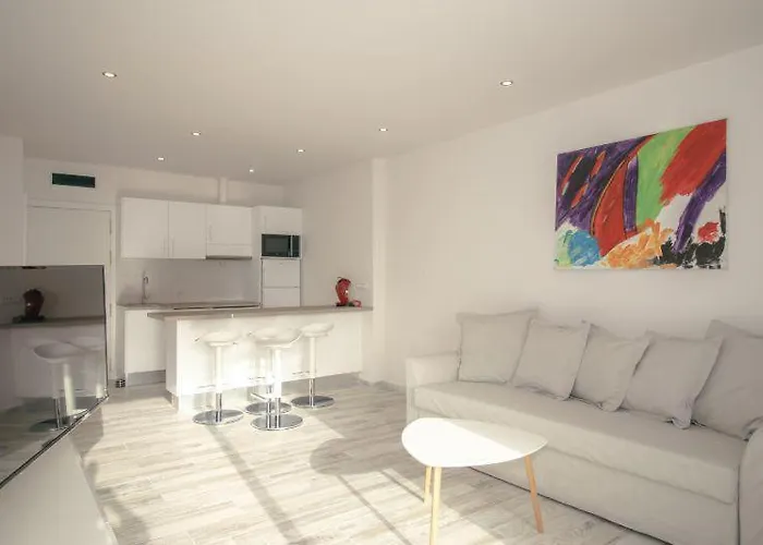Paraiso Del Sur 2-Bedroom Luxury Suite, Sea & Mountain Views