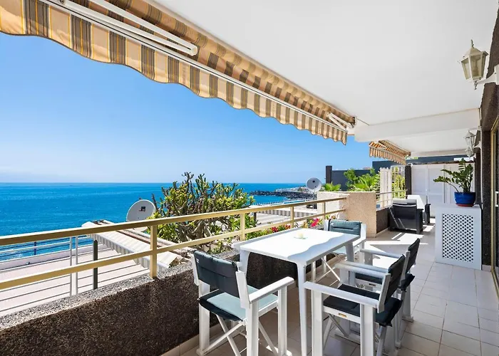 Spacious Apart With Large Terrace,5 Min Beach