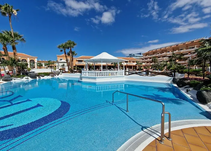 Exclusive Penthouse Playa Las Vistas 4 Close To The Sea And Beach, Aircondition For A Fee, Wifi, Terrace, Heated Pool