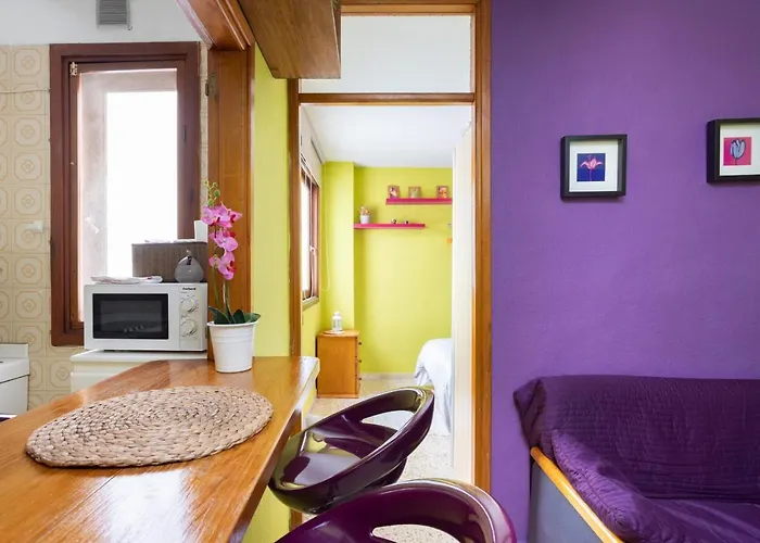 Eden Rentals Cozy Urban Escape