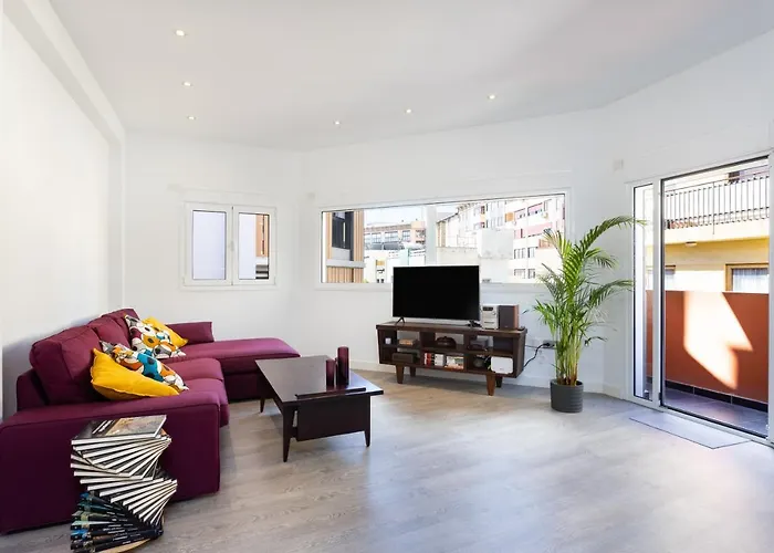 Home2Book Chic & Stylish Apt Santa Rosalia