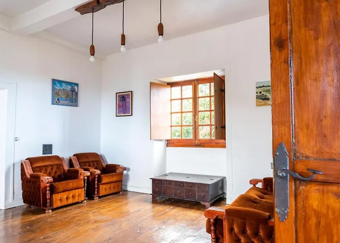 Califurnia - Refurb Antique Villa