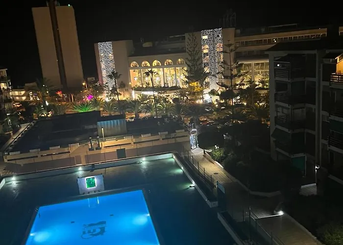 Penthouse-Complex Cristimar