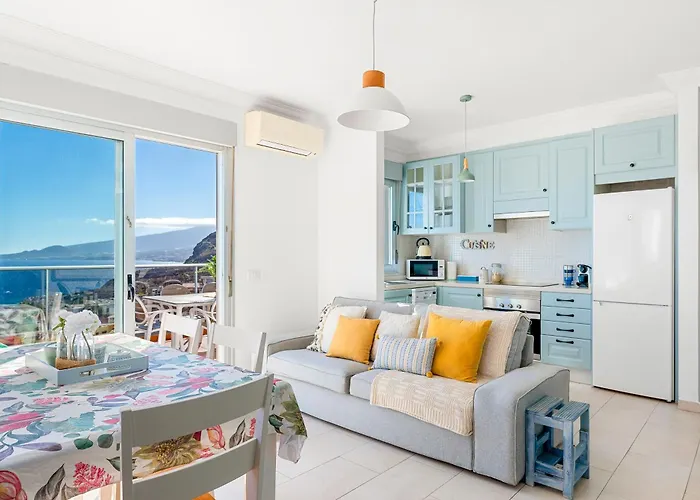 Boutique apartment with BBQ terrace&ocean views