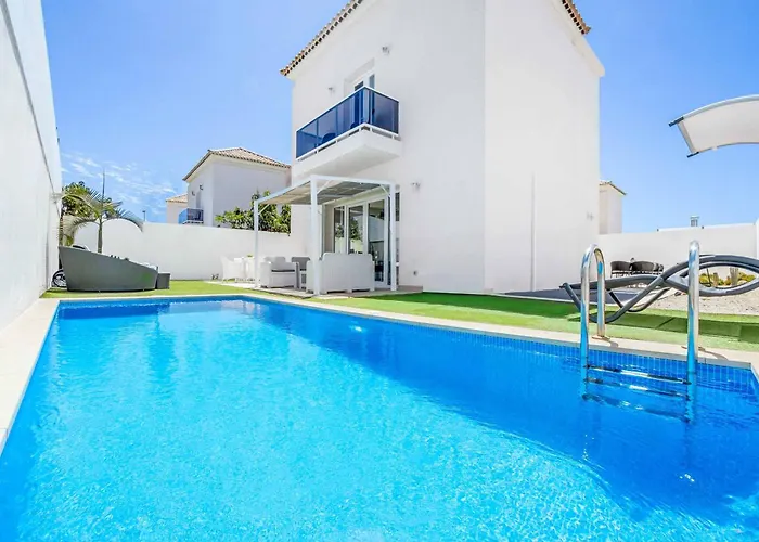Villa Dahlia