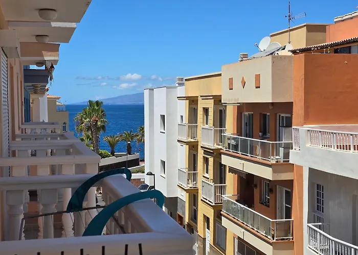Beautiful Renovated Apartment With Air Conditioning Just Steps From The Sea In Playa San Juan