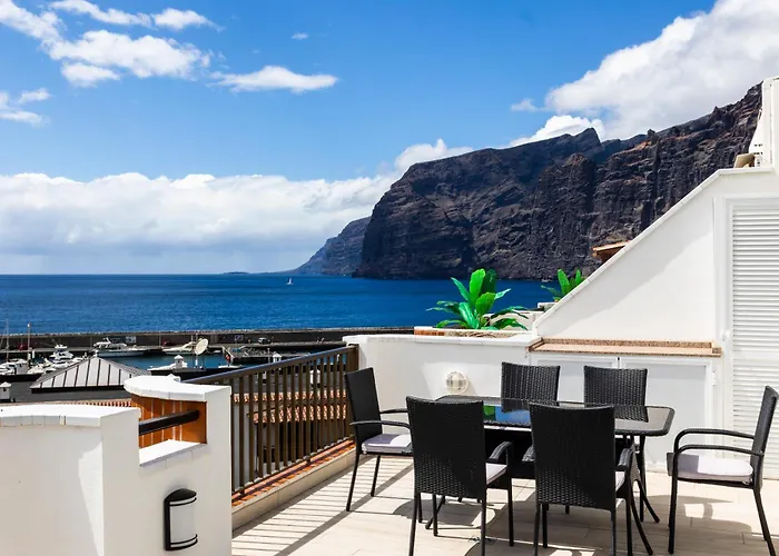 Ocean Panorama - 3 Ac Bedrooms, Private Garage, New Pool, 2 Bathrooms, Tv Channels
