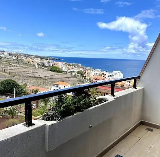 Atico En Bajamar Con Vistas Al Mar Y Al Teide