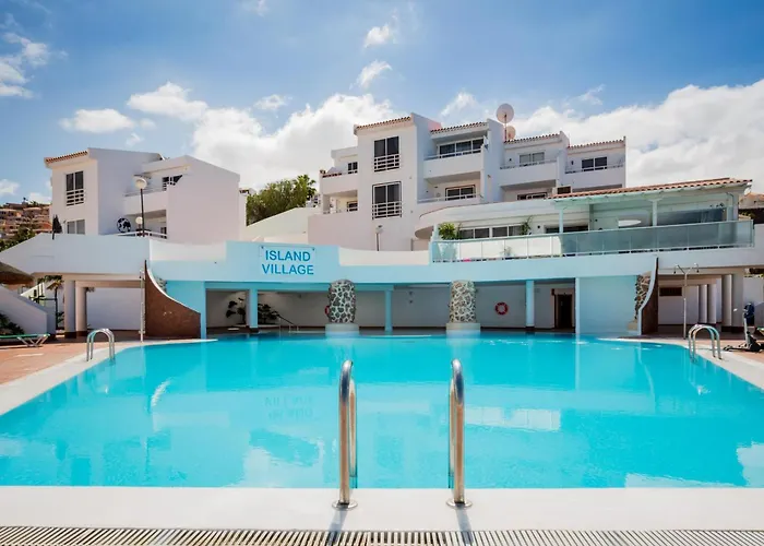 2 Island Village With Wi Fi And Pool