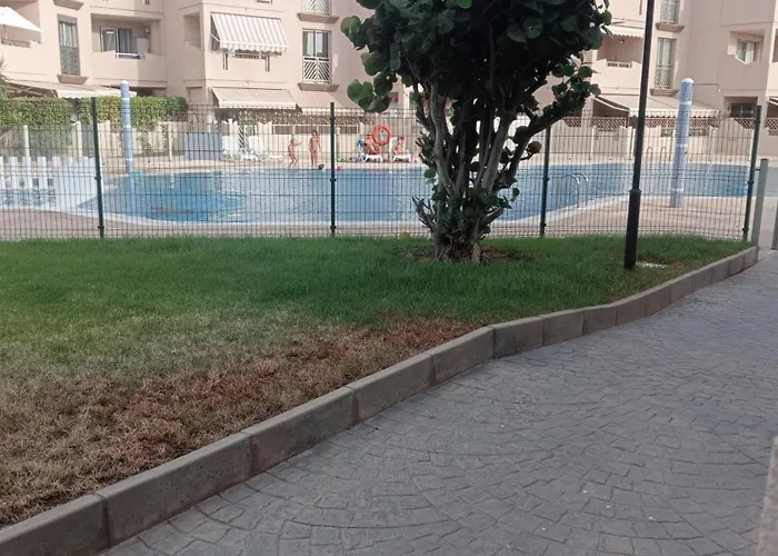 Apartamento En La Tejita-El Medano. Familia Vilmar