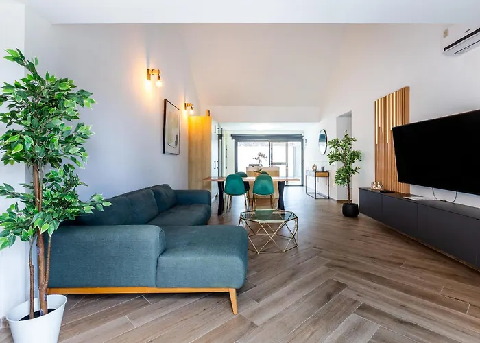 Fairway Village Golf Apartment 2