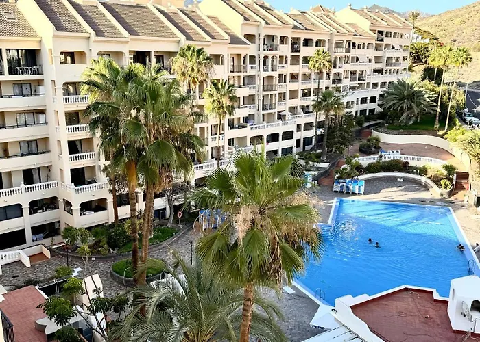 Lana Castle Apartment With Sea View