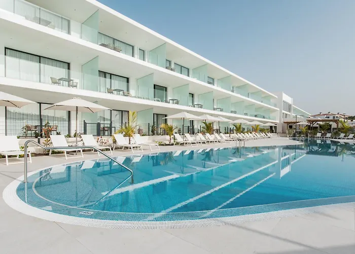 Amarilla Golf Residences