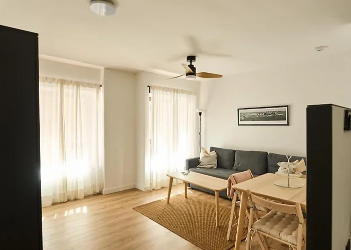 El Medano Central Snug