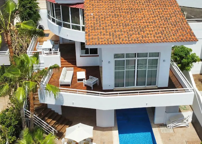 Luxury Villa Taoro With Private Heated Pool