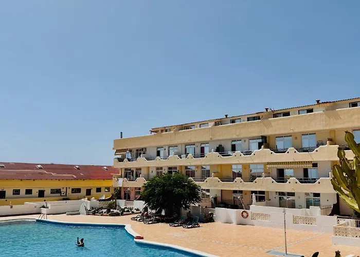 Paraiso Marina Palace