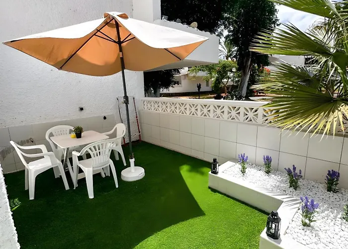 Eureka! Oasis - Bravo\'S House