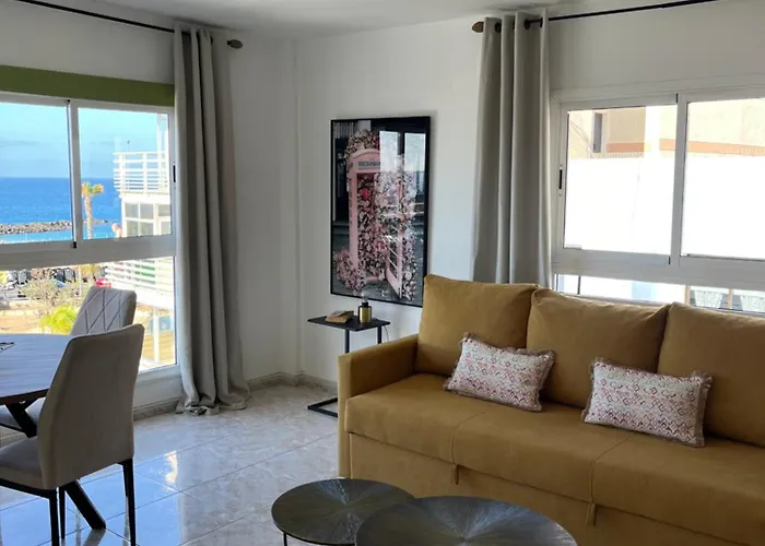 Cornelias Home Tc3 Atico
