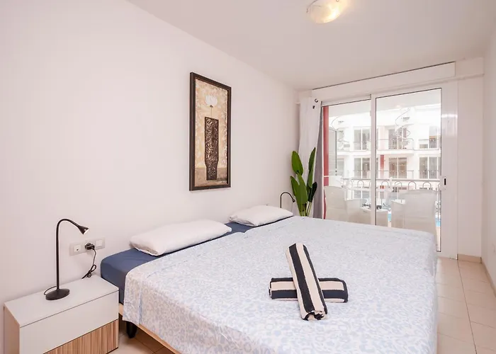 Acogedora Vivienda Vacacional En Playa De La Arena