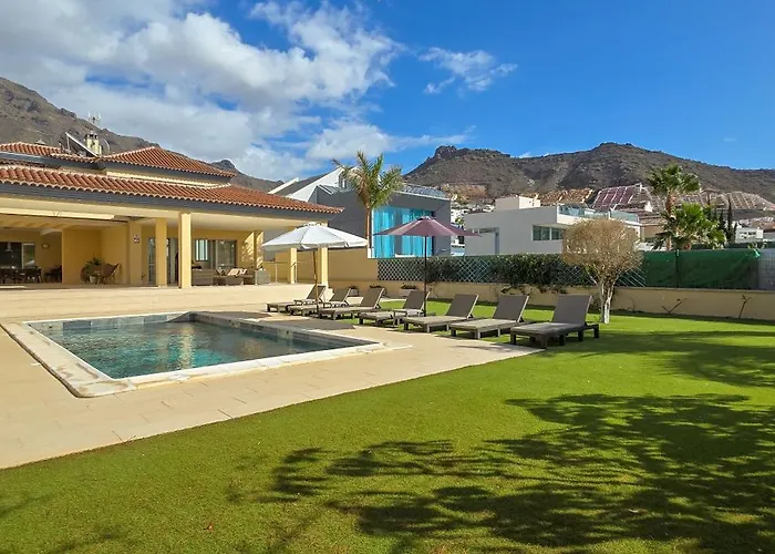 5 bedrooms Villa Costa Adeje