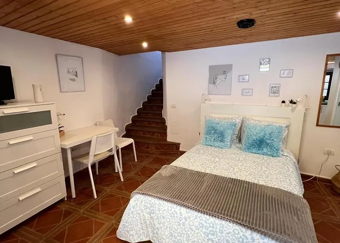 El Pequeno Refugio - C