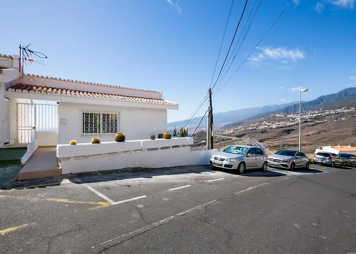 Breathtaking 180 Degrees Views In Tabaiba Alta