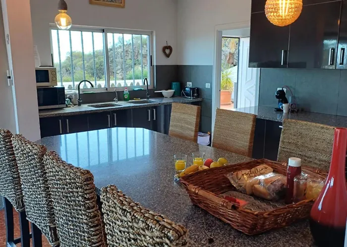 Luxury Villa Casa Blanca by Tenerife Rental&Sales