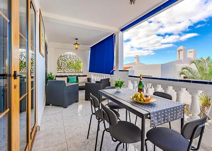 Los Cristianos Stay With Large Terrace & Heated Pool