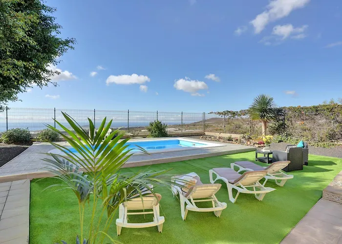 Apartment Private Heated Pool