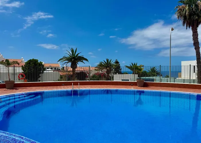 San Eugenio Charming Renovated Apartment Tenerife