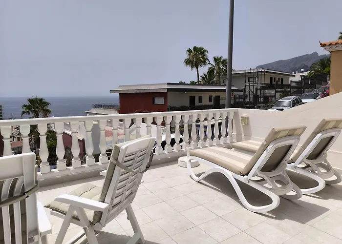 Tipsy Terrace Apartment