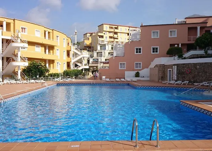Antonio Navarro Apartments