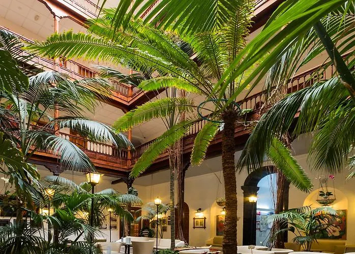 Hotel Monopol