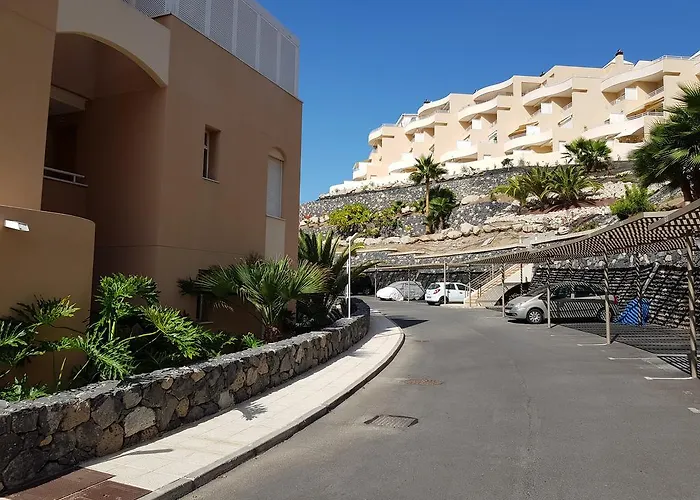 Oasis La Caleta