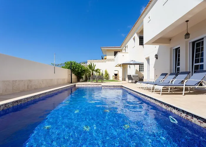 Tabaiba Luxus Chalet With Heatable Pool