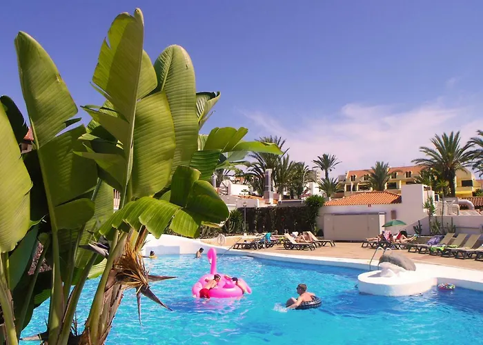 Apartment In Paraiso Royal