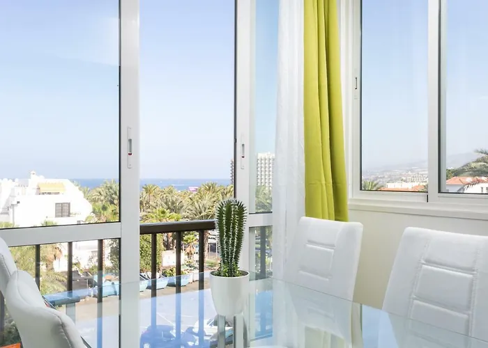 408 Enchanting El Dorado Accommodation, Sea View!