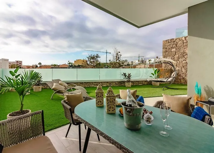 Deluxe 2 Bedrooms With Chillout Terrace
