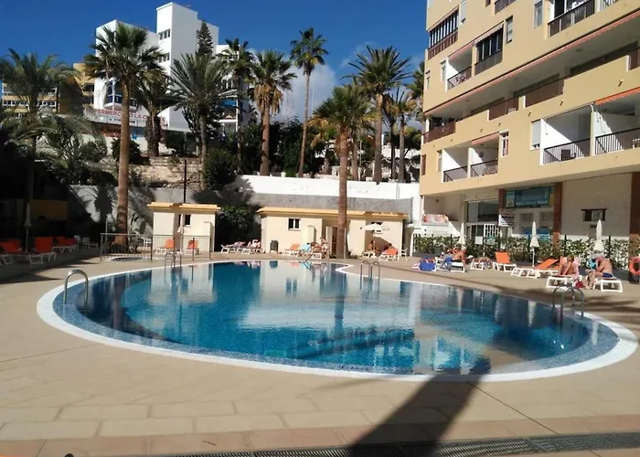 Los Cristianos beach apartment
