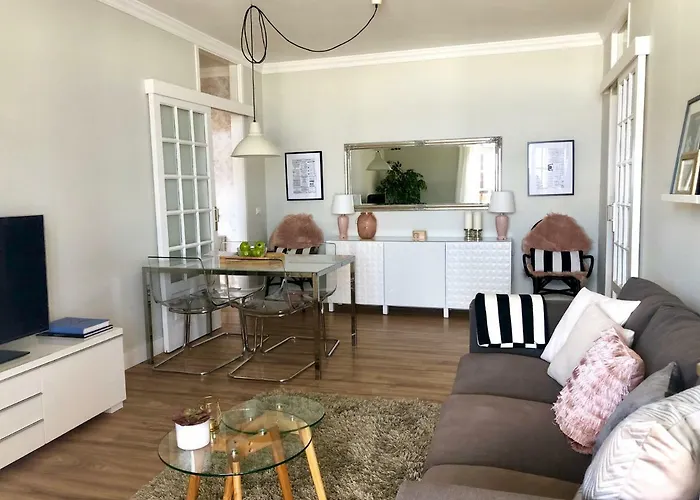 Flores & Campos Guest House