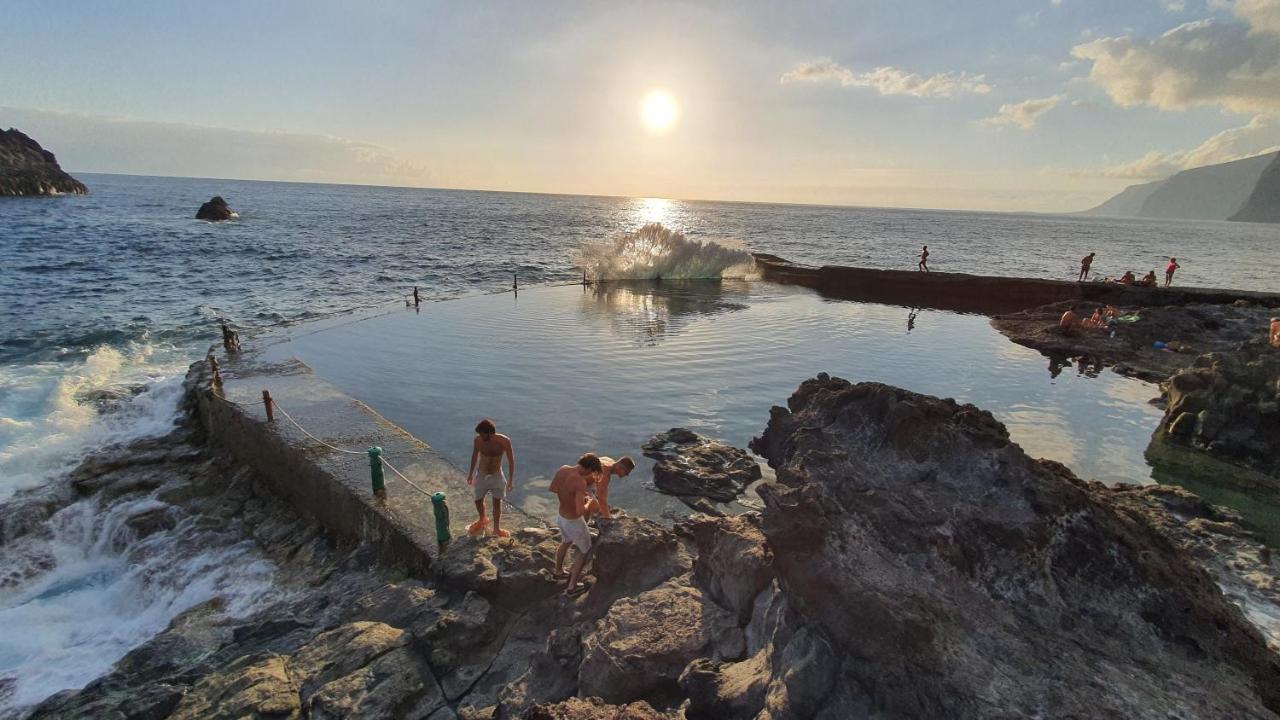Adventure House Tenerife Hostel
