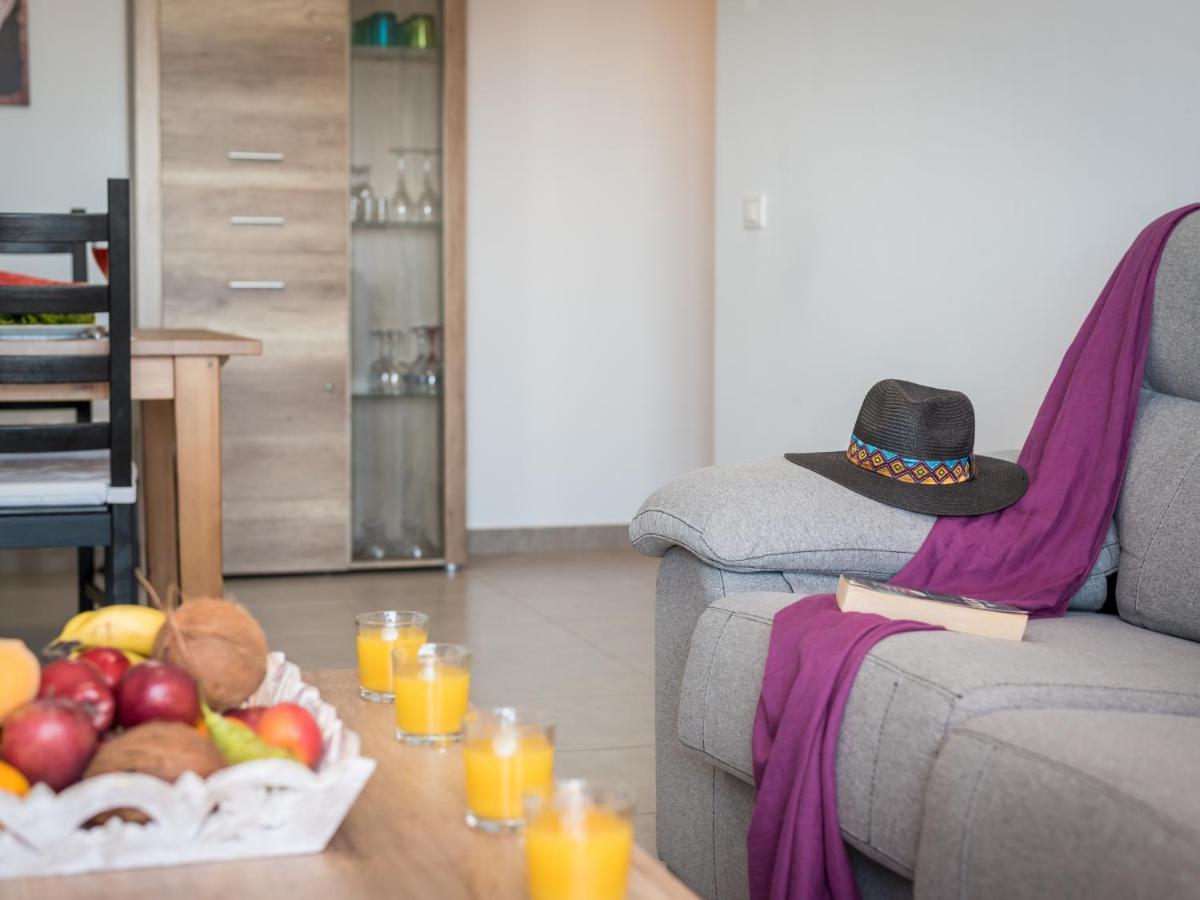 Apartment 2m Parque La Reina Elegant View