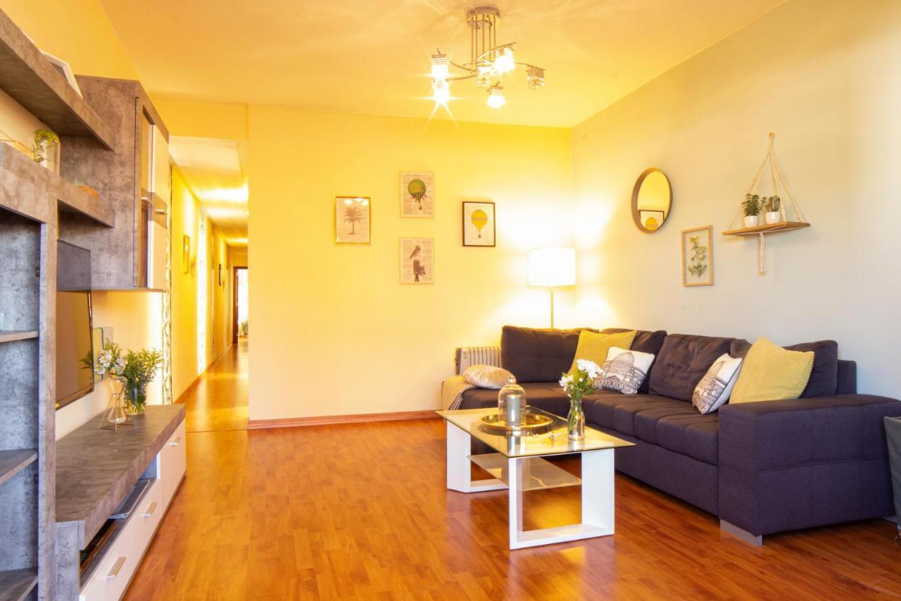 Apartment Old Town Loft With Parking