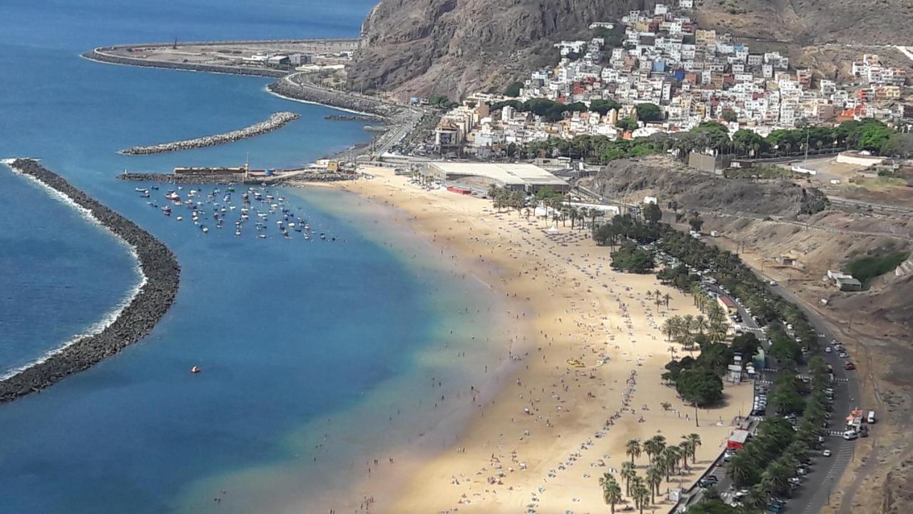 Couette-café Tenerife S. C. Santa-Cruz de Ténérife