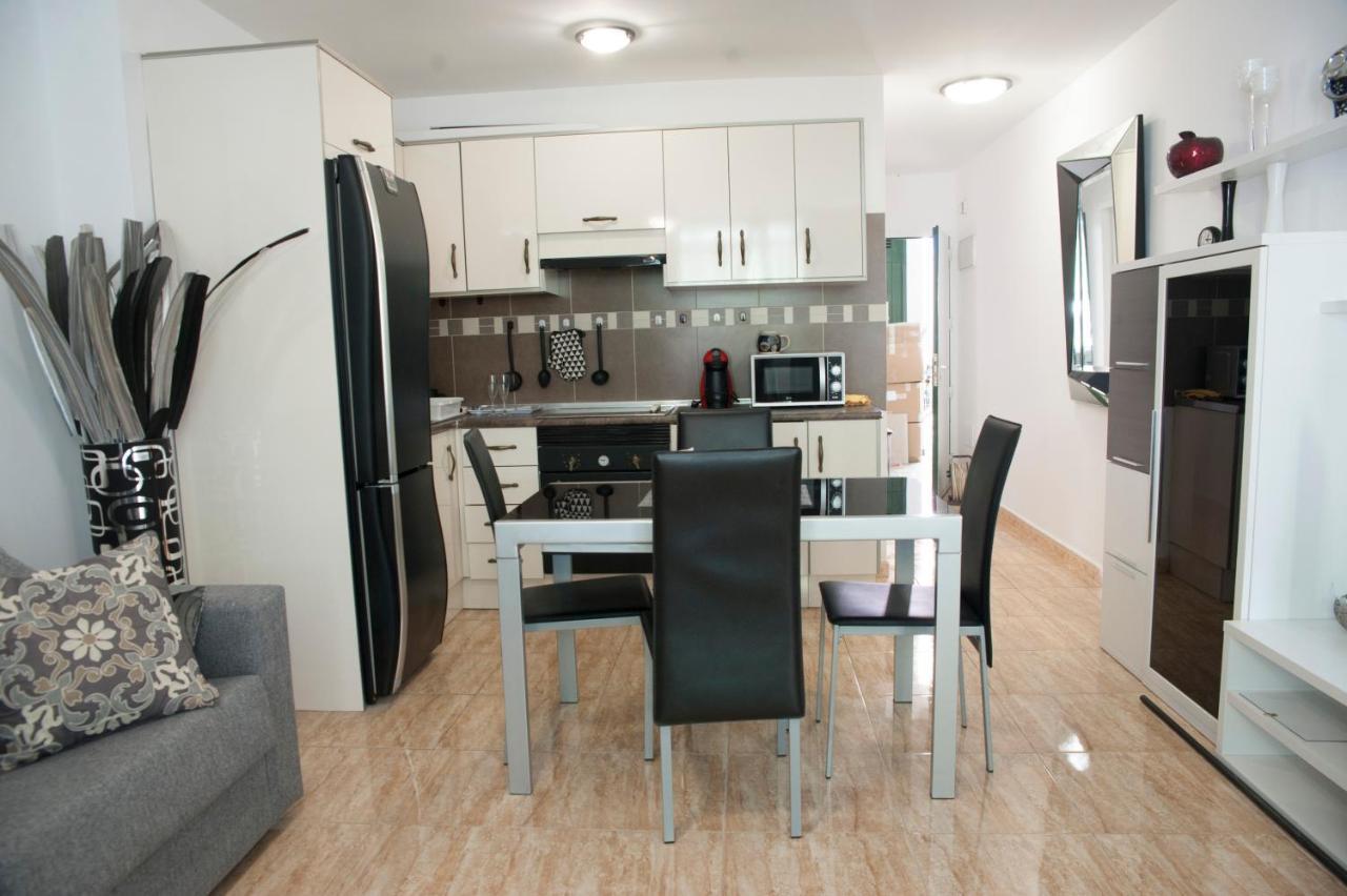 Optimist Deluxe Apartment *
